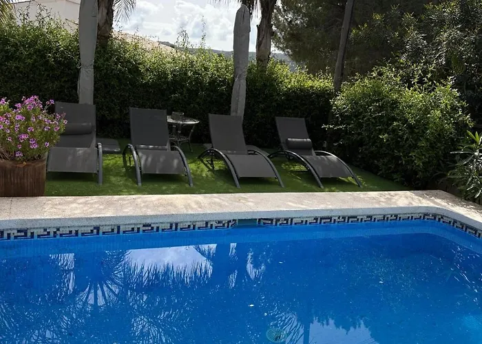 Castillitos En El Aire En Lo Alto Del Montgo-denia-piscina Villa Denia