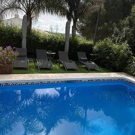 Castillitos En El Aire En Lo Alto Del Montgo-denia-piscina Вілла Денія
