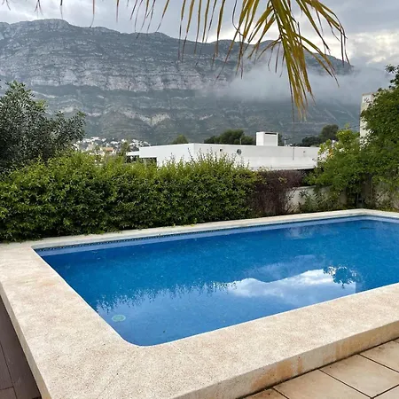 Castillitos En El Aire En Lo Alto Del Montgo-denia-piscina Villa Dénia